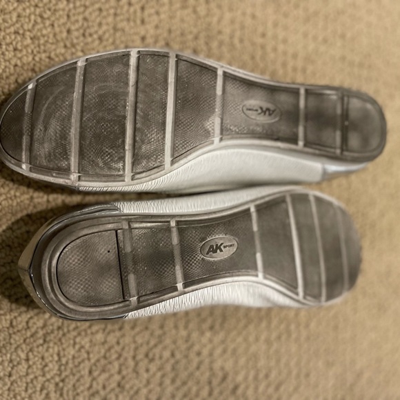 Anne Klein Sport Flats - Picture 3 of 4
